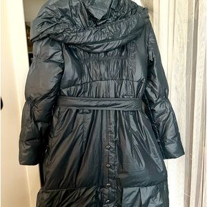 Pierre Cardin Womens Jacket.  Never been worn.  It says XL But actually med USA